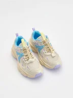 Buty dla dziewczynek - Reserved - Sneakersy ze stoperem - biały - miniaturka - grafika 1