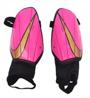 Piłka nożna - Ochraniacze Nike Charge Piłkarskie SP2164600 M - miniaturka - grafika 1