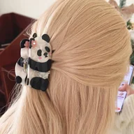 Ozdoby do włosów - TEMU 1 szt. Spinka do Włosów dla Kobiet - Urocza Panda z Czarno-Białymi Akcentami, Mocna Spinka na , Kucyk i Chwosty - Prezent na Urodziny, Dodatek - miniaturka - grafika 1