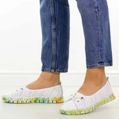 Półbuty damskie - Białe ażurowe skórzane półbuty damskie S.Barski 5970 - S.BARSKI - miniaturka - grafika 1