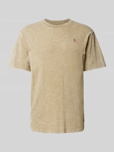 T-shirt z naszywką z logo model ‘NEWINGTON’ - Koszulki męskie - miniaturka - grafika 1