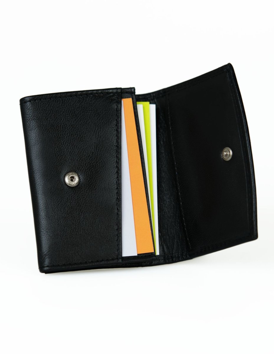 Skórzane etui na karty Czarne Polski produkt