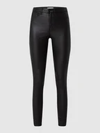 Spodnie damskie - Jeansy o kroju skinny fit z naszywką z logo - miniaturka - grafika 1