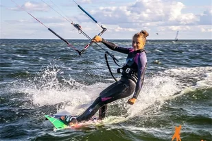 Kurs Kitesurfingu Jastarnia - Czasopisma - miniaturka - grafika 1