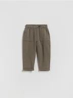 Spodenki dla niemowląt - Reserved - Tkaninowe spodnie - ciemnobrązowy - miniaturka - grafika 1