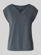 Koszulki i topy damskie - T-shirt o luźnym kroju z obszyciem koronką model ‘KAMALA’ - miniaturka - grafika 1