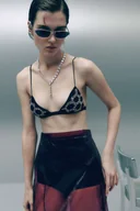 Biustonosze - Trójkątny biustonosz z haftowanymi detalami - miniaturka - grafika 1