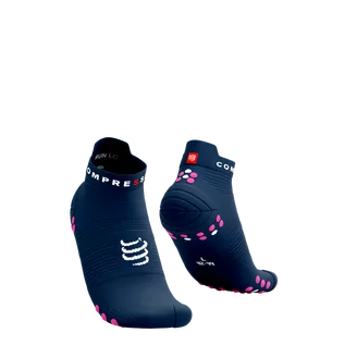 Skarpetki sportowe męskie - COMPRESSPORT Skarpetki do biegania krótkie ProRacing Socks V4 mood indigo/magenta - grafika 1