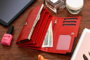 Damski skórzany portfel duży poziomy z biglem RFiD czerwony BELTIMORE czerwony - Portfele - miniaturka - grafika 2