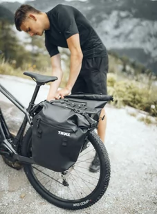 Sakwa rowerowa Thule Shield 22 l - Sakwy rowerowe - miniaturka - grafika 4