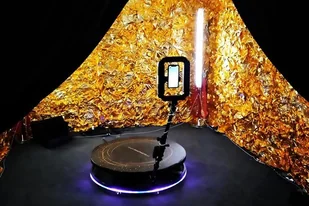 Fotobudka Selfie 360 - Czasopisma - miniaturka - grafika 1