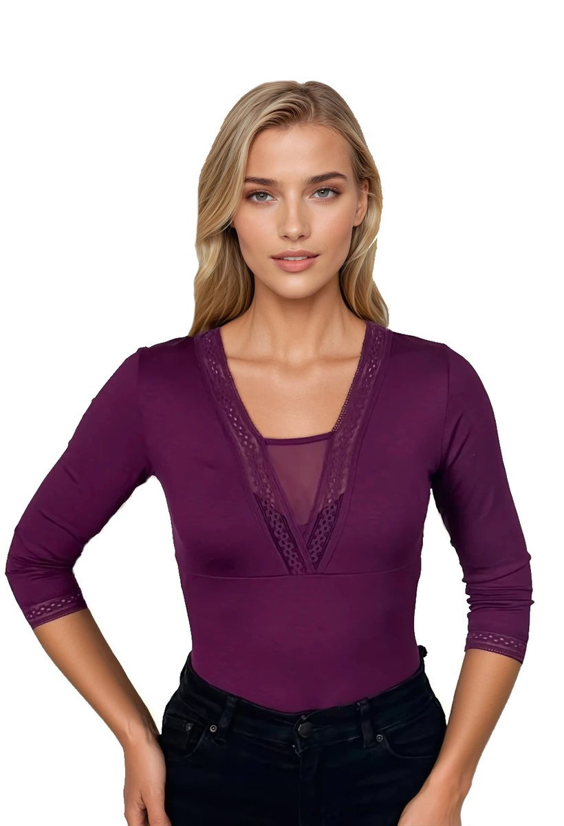 Bluzka damska z głębokim dekoltem i koronką Eulalia śliwkowa 2XL