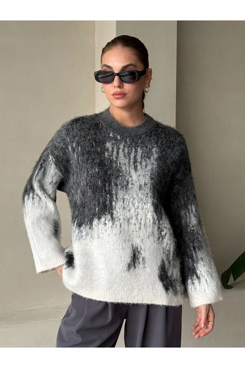 DAMSKI SWETER Z DŁUGIM RĘKAWEM MELANŻOWY WZÓR OVERSIZE 5HA*