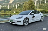 Vouchery - Jazda zapoznawcza Tesla Model 3 - Poznań - miniaturka - grafika 1