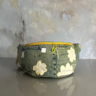 Nerka boho z haftowanymi białymi kwiatami La Rambla 26 - Nerki Nerka boho z haftowanymi białymi kwiatami La Rambla 26 - Nerki - miniaturka - grafika 1