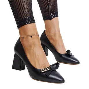 Czarne skórzane czółenka na słupku Vinceza - Czółenka - miniaturka - grafika 1