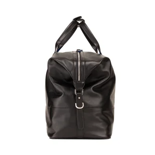 Romantyczny weekend czy podróż służbowa? Zawsze zabieraj ze sobą naszą skórzaną torbę duffle. Wytrzymała i miękka torba może być noszona w ręku, na ramieniu lub na krzyż. Jej przestronne wnętrze pozwala na przechowywanie wszystkiego, czego potrzebujesz w - Walizki - miniaturka - grafika 2