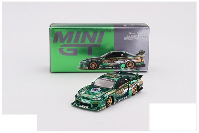 Tarmac Works Nissan Silvia S15 Lb-Super Silhouette 1:64 00858-R