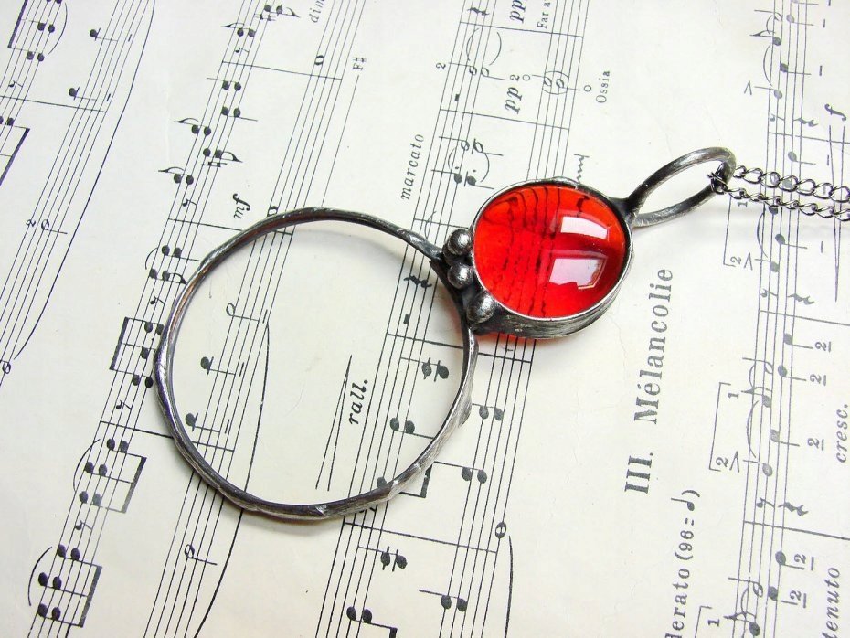 Orange glass - wisior lupa na łańcuszku