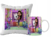 Gadżety dla niej i dla niego - ZESTAW PODUSZKA + KUBEK Prezent KOCI DOMEK GABI GABBYS KOTKI + IMIĘ 29 - miniaturka - grafika 1