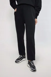 REEBOK - SPODNIE DRESOWE DAMSKIE - CL WDE FT JOGGER HS0394 CZARNE - Dresy damskie - miniaturka - grafika 1