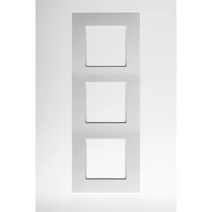 Polmark Ramka potrójna Tarnów Rosa biała - Klawisze i ramki - miniaturka - grafika 2