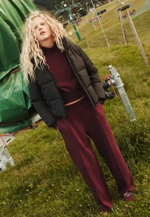 Stradivarius Spodnie jogger z efektem sprania Fioletowy M - Spodnie damskie - miniaturka - grafika 1