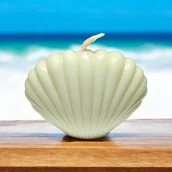 Świece - Świeca sojowa w kształcie małej muszli - miniaturka - grafika 1
