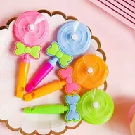 Zabawki sensoryczne - Wiatraczek z gwizdkiem dla dzieci 1 sztuka Losowy kolor zabawka ręczny - miniaturka - grafika 1