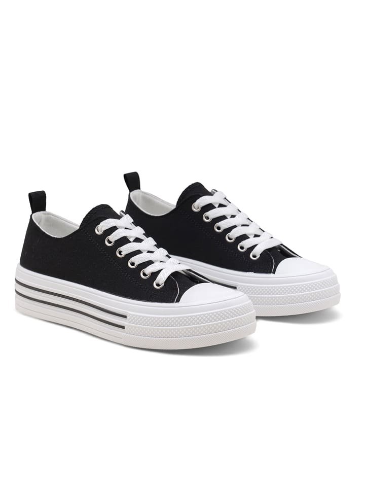 C'M Sneakersy w kolorze czarnym