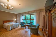Czasopisma - Romantyczny weekend w Hotelu Mir-Jan SPA w Lądku- Zdroju - miniaturka - grafika 1