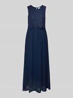 Sukienki - Długa sukienka z koronką i wycięciem z tyłu - miniaturka - grafika 1