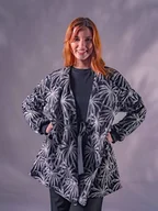 Swetry damskie - Czarna wiązana narzutka sweter - miniaturka - grafika 1