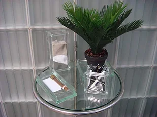 VITROLAND 070017 pojemnik na długopisy ze szkła - Pojemniki biurowe - miniaturka - grafika 1