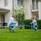 Huśtawki - Karuzela równoważnia huśtawka 2w1 SANDORA 100kg obrót 360 - miniaturka - grafika 1