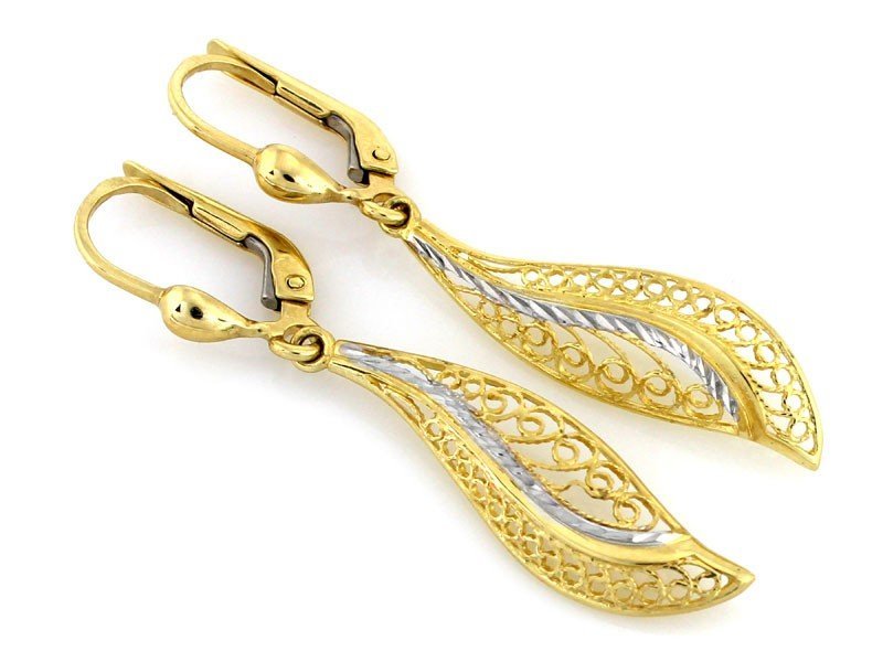 Ażurowe kolczyki złote 375 na angielskim zapięciu 2.10g