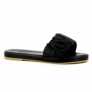 Czarne damskie klapki CARINII - Carinii - Klapki i japonki damskie - miniaturka - grafika 1