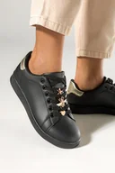 Sneakersy damskie - Czarne sneakersy damskie z owadem buty sportowe ze złotymi dodatkami sznurowane Casu 81380-1-36 - miniaturka - grafika 1