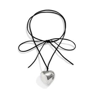 Naszyjnik typu choker z sercem - Naszyjniki - miniaturka - grafika 1