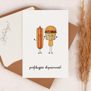 Kartka na ślub na eleganckim fakturowanym papierze z zabawnymi grafikami - Yummy + koperta ozdobna - Kartki okolicznościowe i zaproszenia - miniaturka - grafika 1