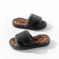 Kapcie damskie - Damskie kapcie z futerkiem - Szare 39 - miniaturka - grafika 1