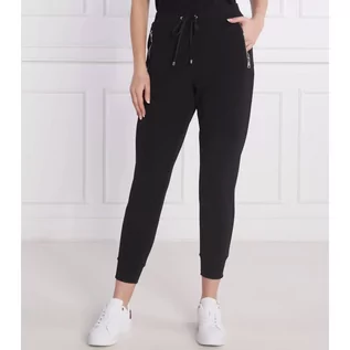 Dresy damskie - DKNY Spodnie dresowe | Regular Fit - grafika 1