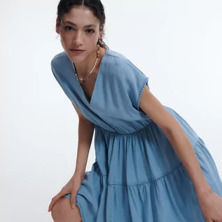 Sukienki - Reserved Sukienka mini - Niebieski - grafika 1