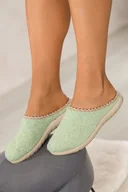 Kapcie damskie - Zielone kapcie damskie Inblu obuwie domowe z materiału typu baranek z ozdobną lamówką wkładka soft VG969299 - miniaturka - grafika 1