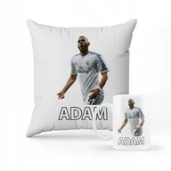 Gadżety dla niej i dla niego - ZESTAW PODUSZKA + KUBEK PREZENT DLA Dziecka KARIM BENZEMA REAL 2 - miniaturka - grafika 1