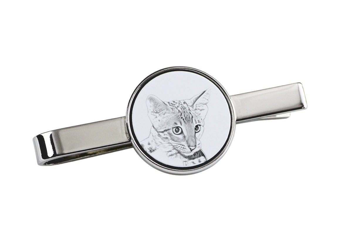Savannah - spinka do krawata z kotem, personalizowany klips do krawata, wyjątkowy prezent dla mężczyzny marki Art-Dog