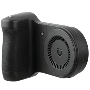 Energea Uchwyt do robienia zdjęć z wbudowanym powerbankiem Magear Magcam Grip czarny/black MagSafe PG-MCG5K-BLK - Latarki - miniaturka - grafika 1