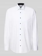 Koszule męskie - Koszula biznesowa o kroju comfort fit z bawełny z kołnierzykiem typu kent - miniaturka - grafika 1