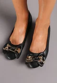 Baleriny - Czarne Płaskie Balerinki z Kokardą na Nosku i Ozdobną Metalową Klamrą Timaael - miniaturka - grafika 1