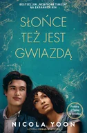 Książki edukacyjne - Nicola Yoon Słońce też jest gwiazdą okładka filmowa) - miniaturka - grafika 1